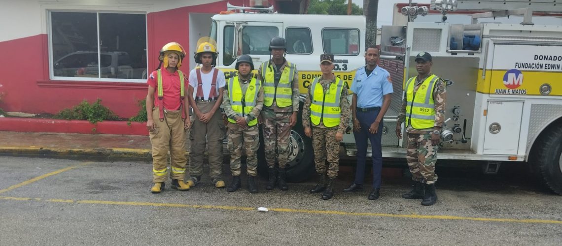 CIUTRAN brinda asistencia a comunidades afectadas por disturbio tropical en el país 12 (2)