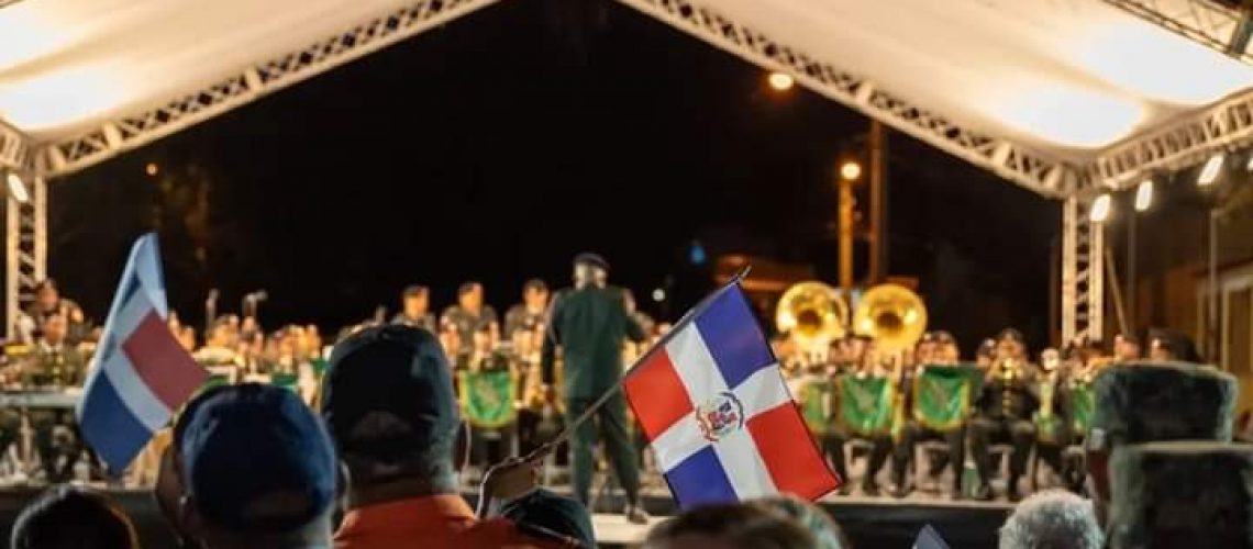 Ejército ofrece Concierto Patriótico “Dominicana es mi Patria” en Montecristi 1