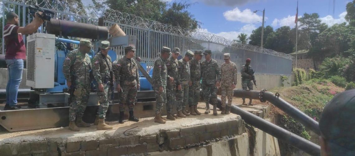 En visita a Dajabón Autoridades militares garantizan la frontera está segura 2