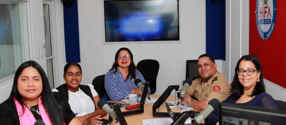 Expertos destacan la importancia del libre acceso a la información en las Fuerzas Armadas 4