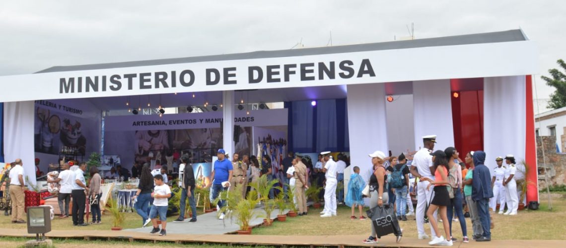 Hoy culmina Feria Internacional del Libro Santo Domingo 2022 Ministerio de Defensa motiva al público en general a visitar su Pabellón