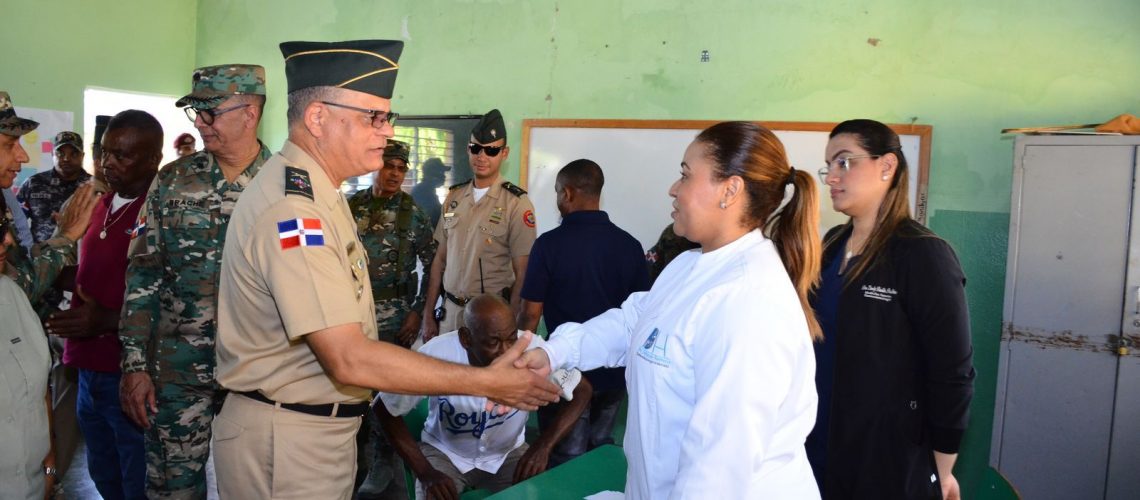 Ministerio de Defensa realiza amplio operativo médico y acción cívica en Barahona 7