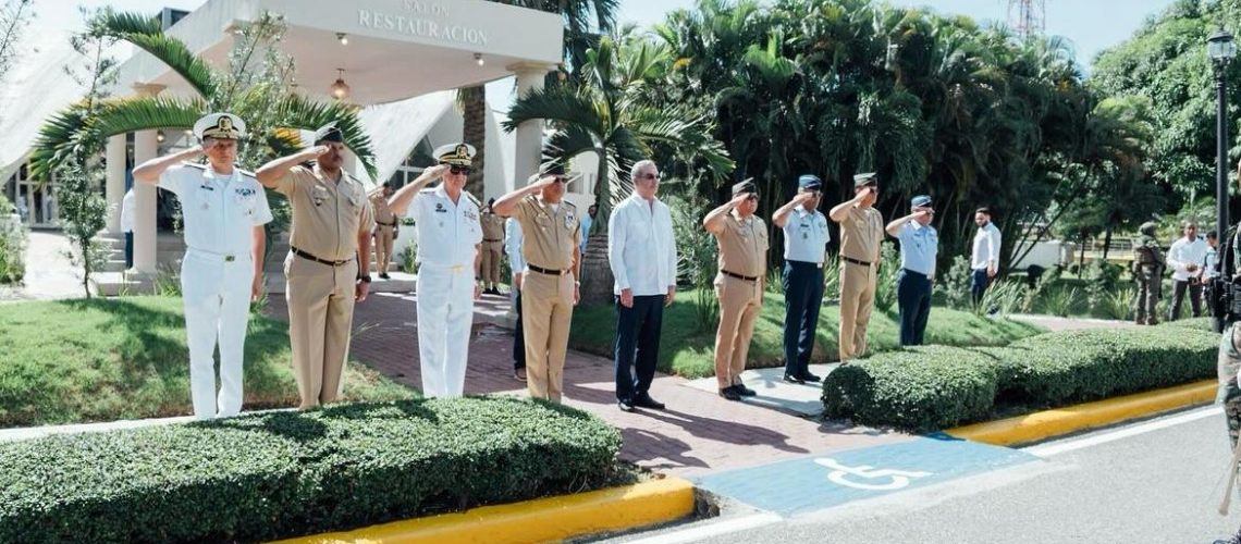 Ministro de Defensa anuncia nuevos beneficios para retirados militares a partir de enero 2025 7