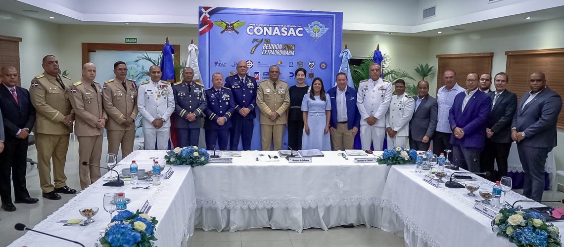 Ministro de Defensa encabeza VII reunión del Comité Nacional de Seguridad de la Aviación Civil (CONASAC) 15