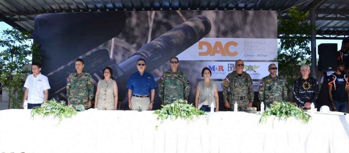 Ministros de Defensa e Industria y Comercio inauguran Primera Competencia cívico-militar Dominican Airgun Challenge 1