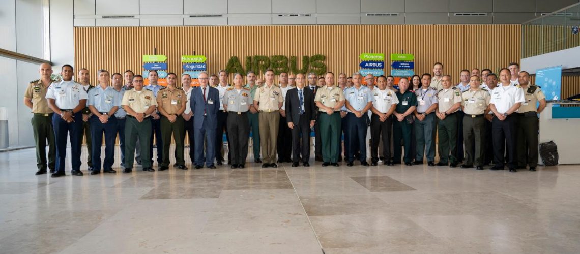 Oficiales Fuerza Aérea RD participan en curso de Altos Estudios Estratégicos en Madrid 6